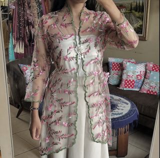 (Category: ) located in . Submitted by prettyclothes92 (Listing ID 1429203460, Image 1). Description: .