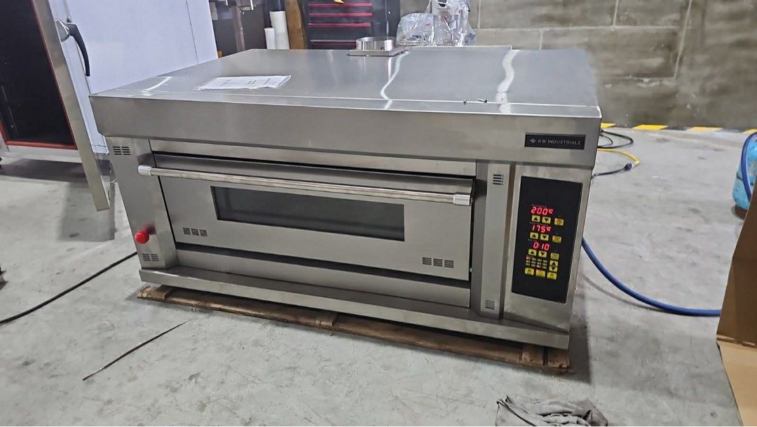 KW Professional Digital Commercial Oven (Category: Ovens & Toasters) located in Manila. Submitted by jackelyn_kwprofessional (Listing ID 1429290018, Image 1). Description: Digital Commercial Oven / 12 Programmable Presets. 1 Deck 2 Tray Gas Oven 133 x 89 x 65 cm Specs: Material: Full Stainless Steel Body Gas Operated Heavy Duty Commercial Use Automatic Digital Temperature Control 12 Programmable baking presets Voltage: 220v / 60hz Timer Oven Ligh