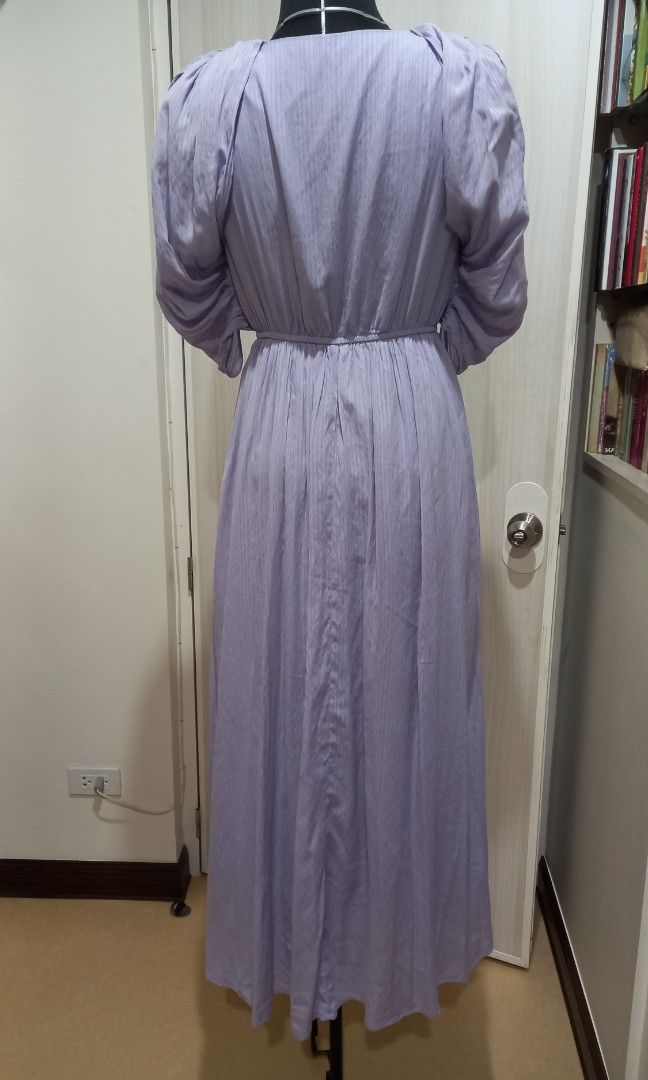 Lavender Dress with Puff Sleeves (Category: Dresses) located in Manila. Submitted by miss66449 (Listing ID 1428905624, Image 2). Description: Bought this to cover my big arm but too tight for me. wrong size..