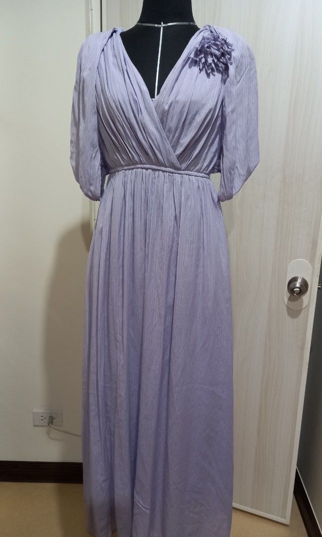 Lavender Dress with Puff Sleeves (Category: Dresses) located in Manila. Submitted by miss66449 (Listing ID 1428905624, Image 1). Description: Bought this to cover my big arm but too tight for me. wrong size..