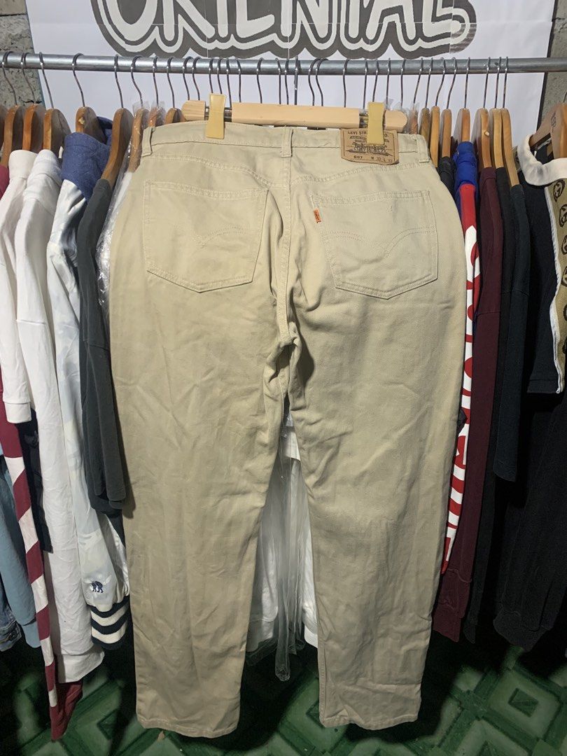 Levi's 607 Beige Jeans (Category: Jeans) located in Bongabong. Submitted by freshrelic (Listing ID 1429235647, Image 1). Description: Levis 607 Good condition Issue: scratch kita sa last pic.