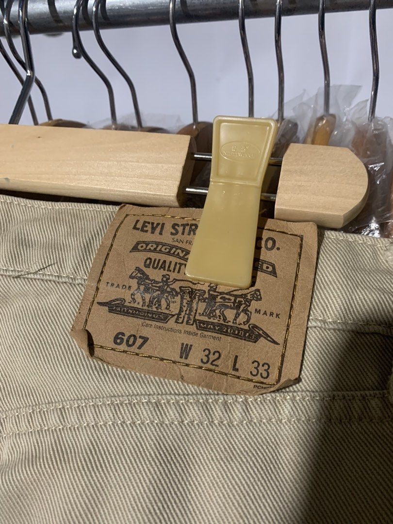 Levi's 607 Beige Jeans (Category: Jeans) located in Bongabong. Submitted by freshrelic (Listing ID 1429235647, Image 3). Description: Levis 607 Good condition Issue: scratch kita sa last pic.