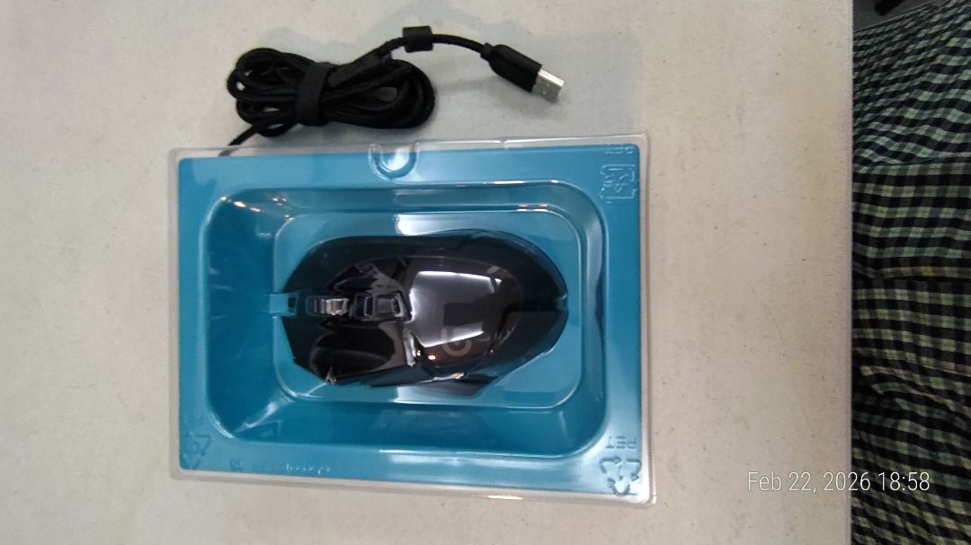 Gaming Mouse for sale Logitech G502 Hero High Performance (Category: Mouse & Mousepads) located in Caloocan City. Submitted by imkutak (Listing ID 1429288848, Image 2). Description: For Sale Logitech G502 Hero High Performance Gaming Mouse (Wired) G502 HERO features an advanced optical sensor for maximum tracking accuracy, customizable RGB lighting, custom game profiles, from 200 up to 16,000 DPI, and repositionable weights. • HERO 16K SENSOR - H