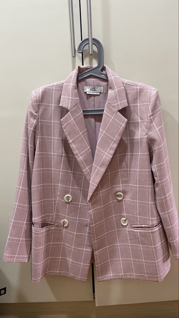 Love, Bonito Pink Plaid Blazer (Category: Coats, Jackets and Outerwear) located in Marikina City. Submitted by mukabun (Listing ID 1429235802, Image 1). Description: Unworn just removed tags Rfs: decluttering.