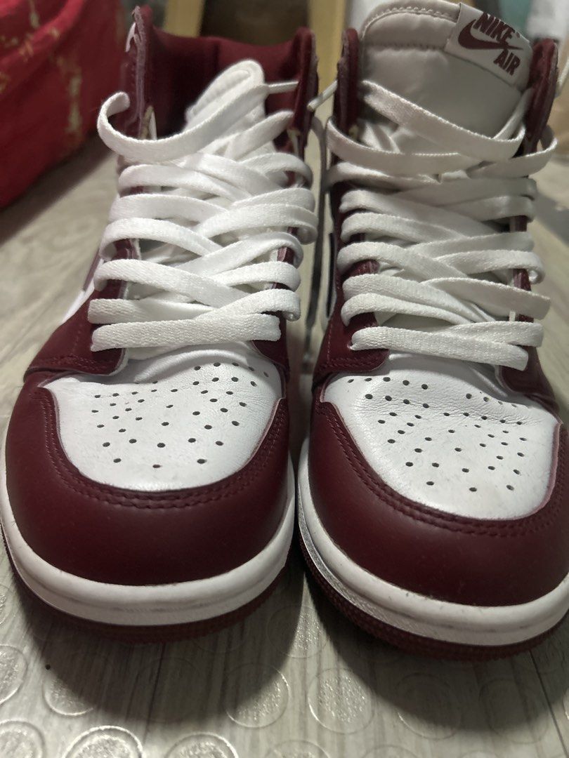 Nike Air Jordan 1 High (Category: Sneakers) located in Manila. Submitted by hellokitty_21 (Listing ID 1429289712, Image 3). Description: Size 8 US Men’s/ used twice only.