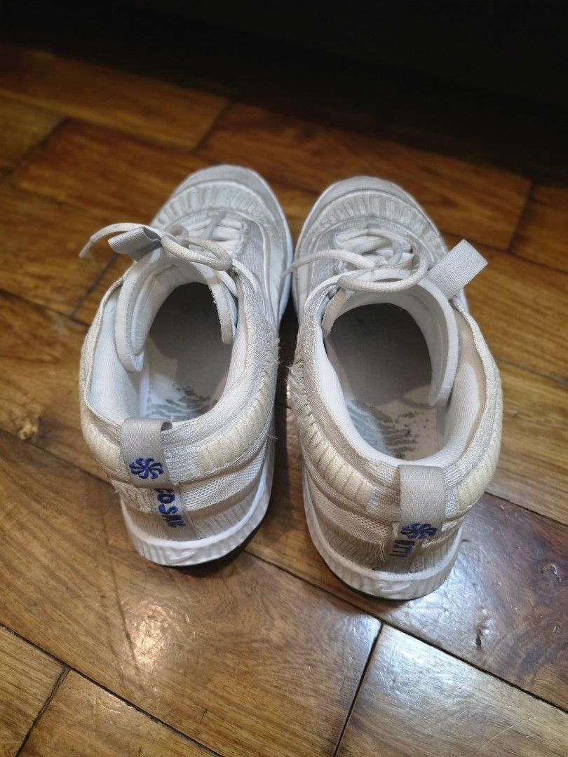 Nike Cosmic Unity 3 "Summit White" (Category: Sneakers) located in Quezon City. Submitted by ajaycjcm (Listing ID 1429249801, Image 3). Description: Nike Cosmic Unity 3 "Summit White" Size EU 44 / US 11 Never used for basketball, just for gym With OG box Price is firm No issue, just needs cleaning Pick up, meet up near QC area, or thru lalamove.