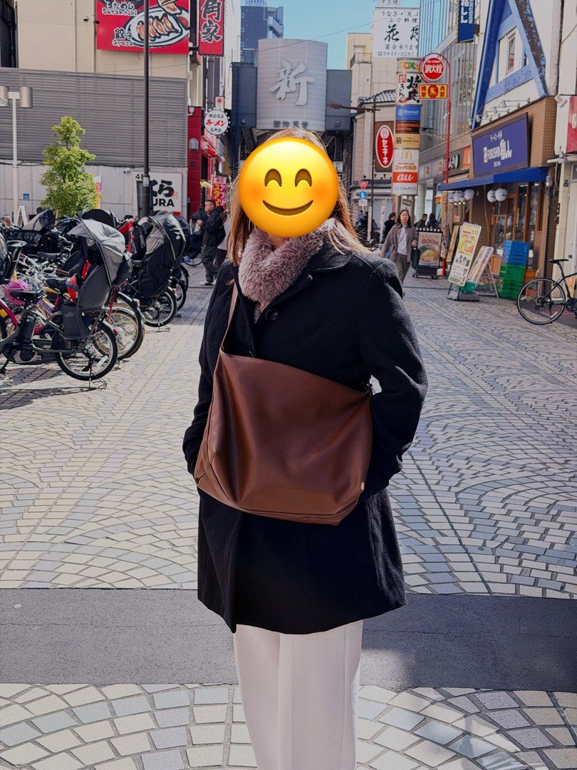 Old Navy Black Coat M-L (Category: Coats, Jackets and Outerwear) located in Angeles City. Submitted by exate (Listing ID 1429177889, Image 2). Description: Could fit Size Medium but best fit for Large .