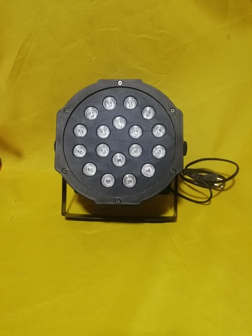Par led lights (Category: Lighting & Studio Equipment) located in Quezon City. Submitted by newwhale.f1c027 (Listing ID 1429333321, Image 3). Description: P650 led par lights Brandnew pick up Lagro fairview Q.C. or via delivery lalamove rider po. Delivery fee sagot po ni buyer.. Pwed din kayo ang mag book ng rider. Fb page BSA online store call 092zero8114159 .