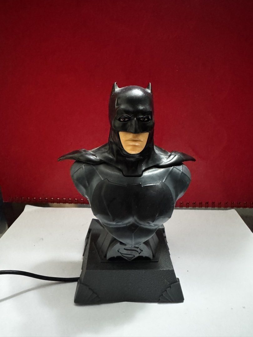 PETRON BATMAN COLLECTIBLES (Category: Figurines & Statues) located in Manila. Submitted by owiiiiii (Listing ID 1429216493, Image 3). Description: BATMAN COLLECTIBLES 200 EACH 300AS SET UNTESTED MGA USB PICK UP MEET UP LALAMOVE COD URS SF NO RETURN POLICY BUY AT UR OWN RISK .
