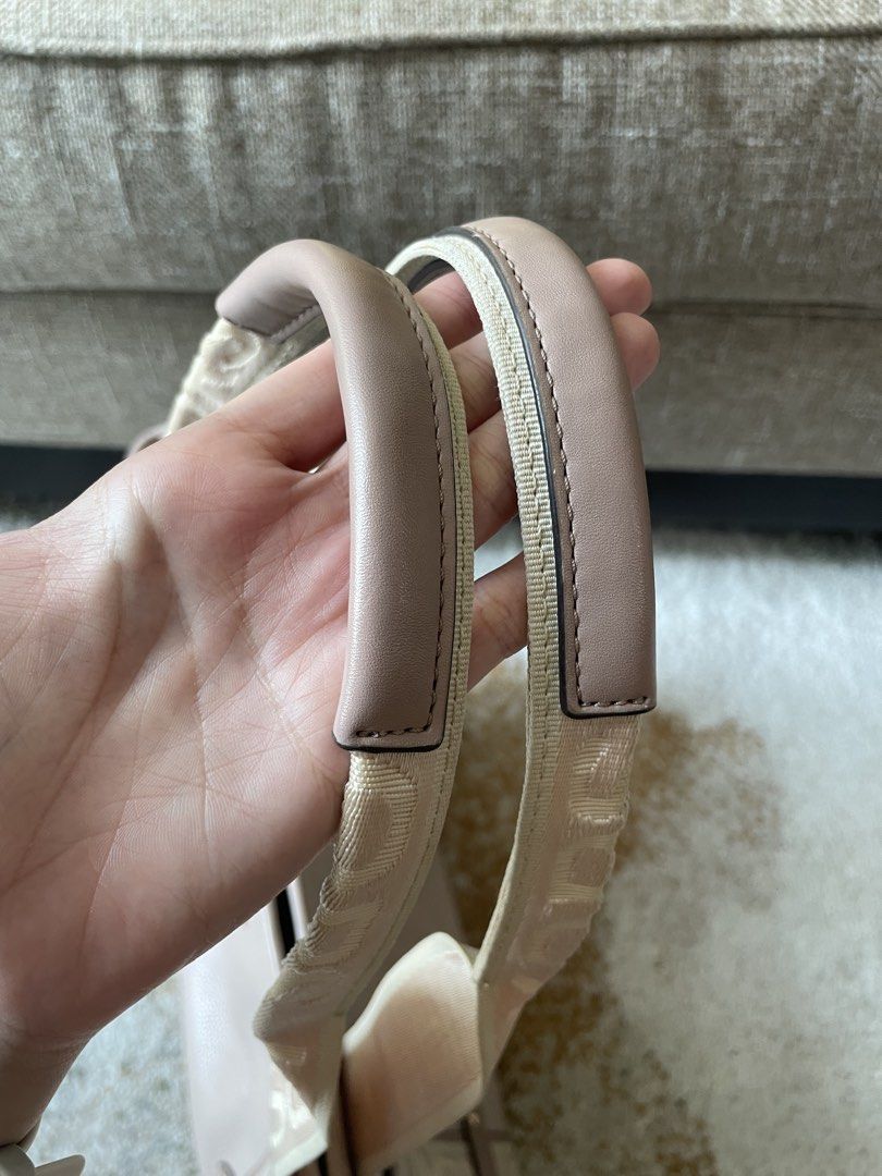 Pink Michael Kors Tote Bag (Category: Luxury Bags & Wallets) located in Taguig. Submitted by gabitems (Listing ID 1429197153, Image 3). Description: -RFS: no longer used -Original price approximately PHP 25k.