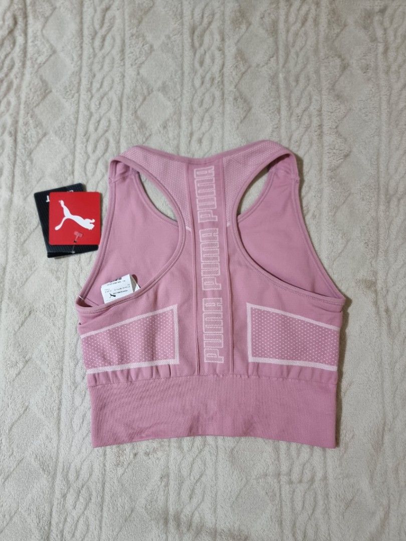Puma Evostripe Evoknit Sports Bra (Category: Activewear) located in Makati City. Submitted by amberirix (Listing ID 1429267623, Image 2). Description: Puma Evostripe Evoknit Sports Bra Brandnew with Tag Size Small Location: Taguig MOP: BPI only, no Gcash Shipping via Lalamove, Grab, J&T.