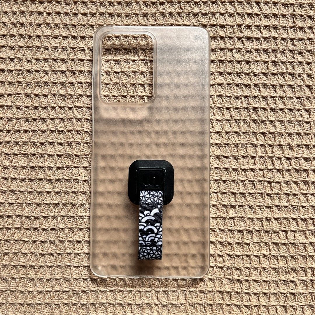 Redmi Note 12 Pro 5G - Clear Case with free Adhesive grip strap (Category: Cases & Sleeves) located in Cavite. Submitted by bambinie (Listing ID 1429244937, Image 1). Description: Redmi Note 12 Pro 5G - Phone case RFS: Clearance sale.