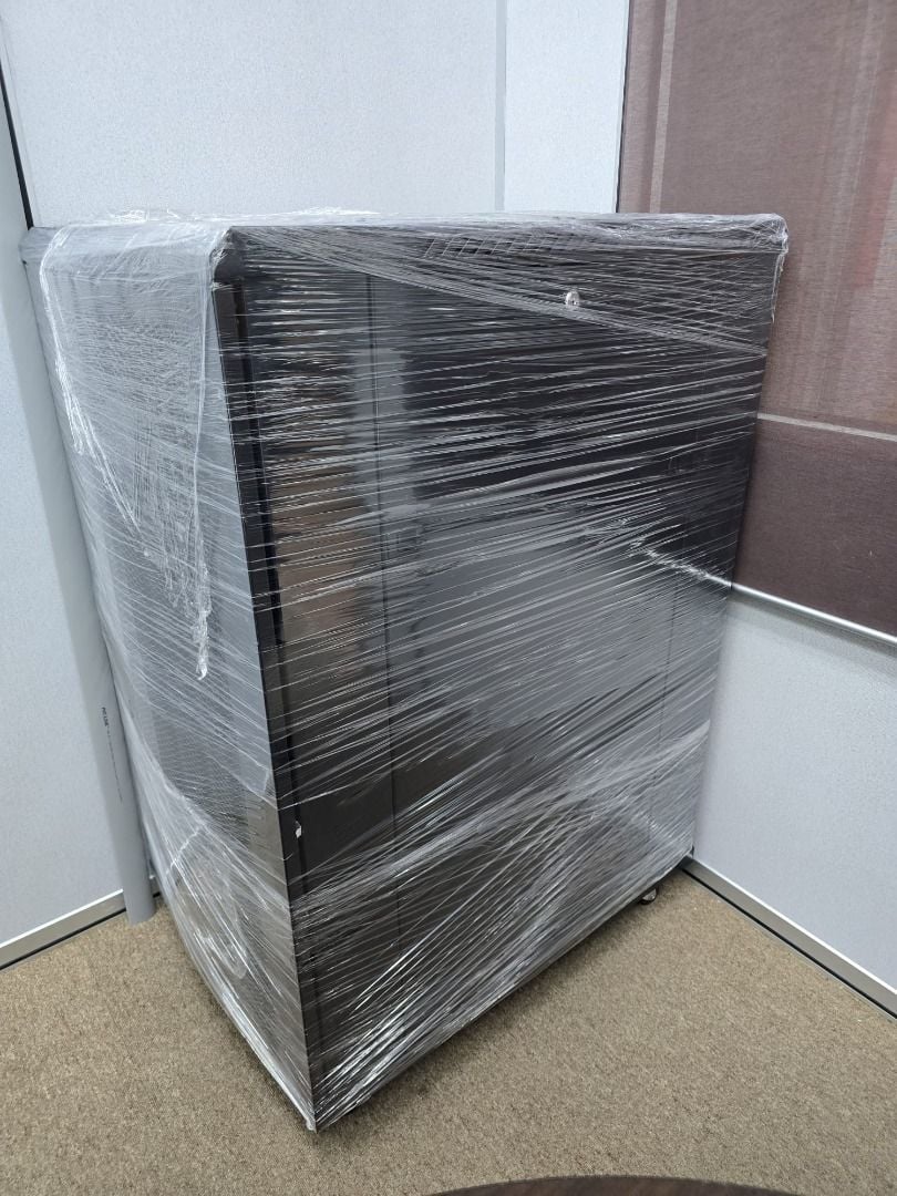 Server Rack Cabinet - Black, Computers & Tech, Office & Business ...