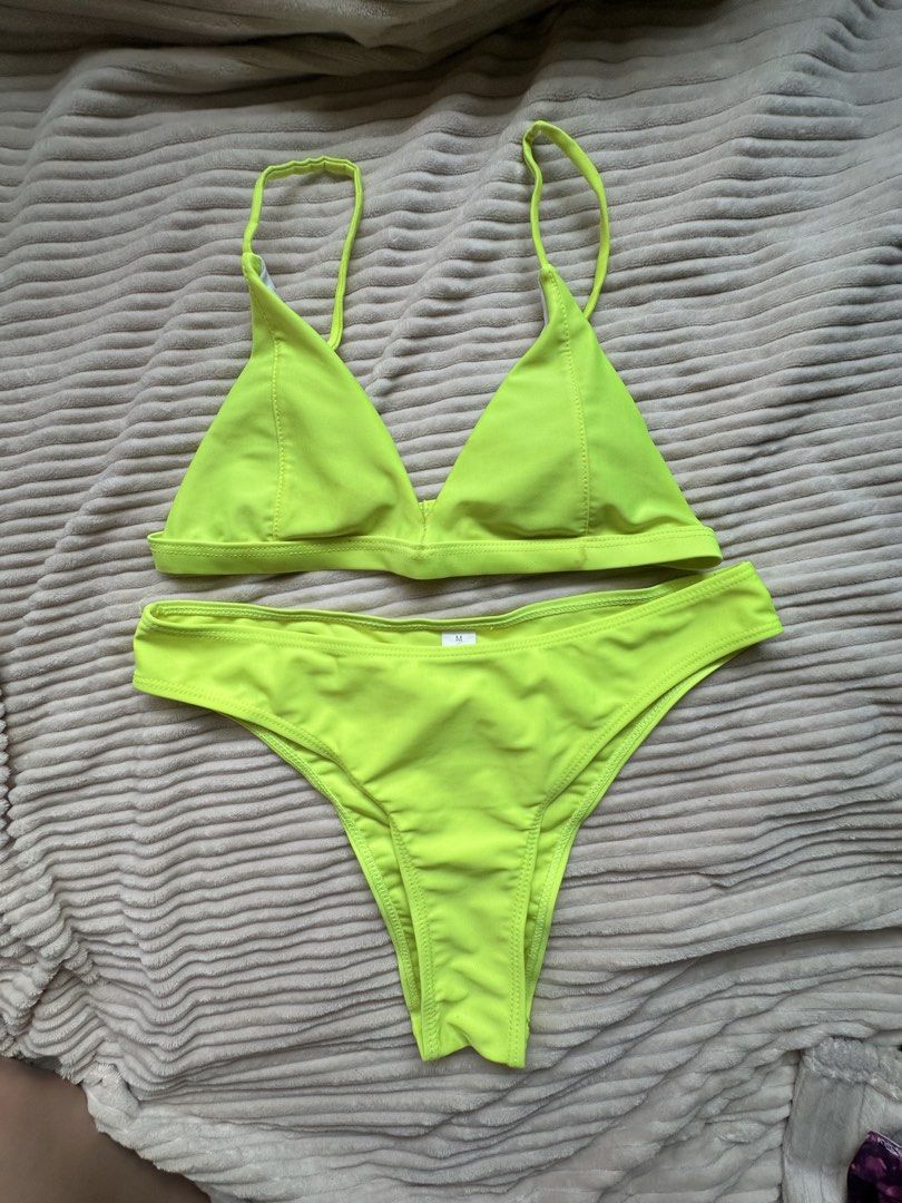 Shein Neon Green Triangle Bikini Set Small-Medium (Category: Bikinis & Swimsuits) located in Cainta. Submitted by el.declutterz (Listing ID 1429281510, Image 2). Description: s-m used once •Shipping via Shpee checkout (sf only)/Lalamove, etc. •Meetups for nearby area only (w/ charge) •Manage your expectations 📍Cainta, Rizal/Pasig City.