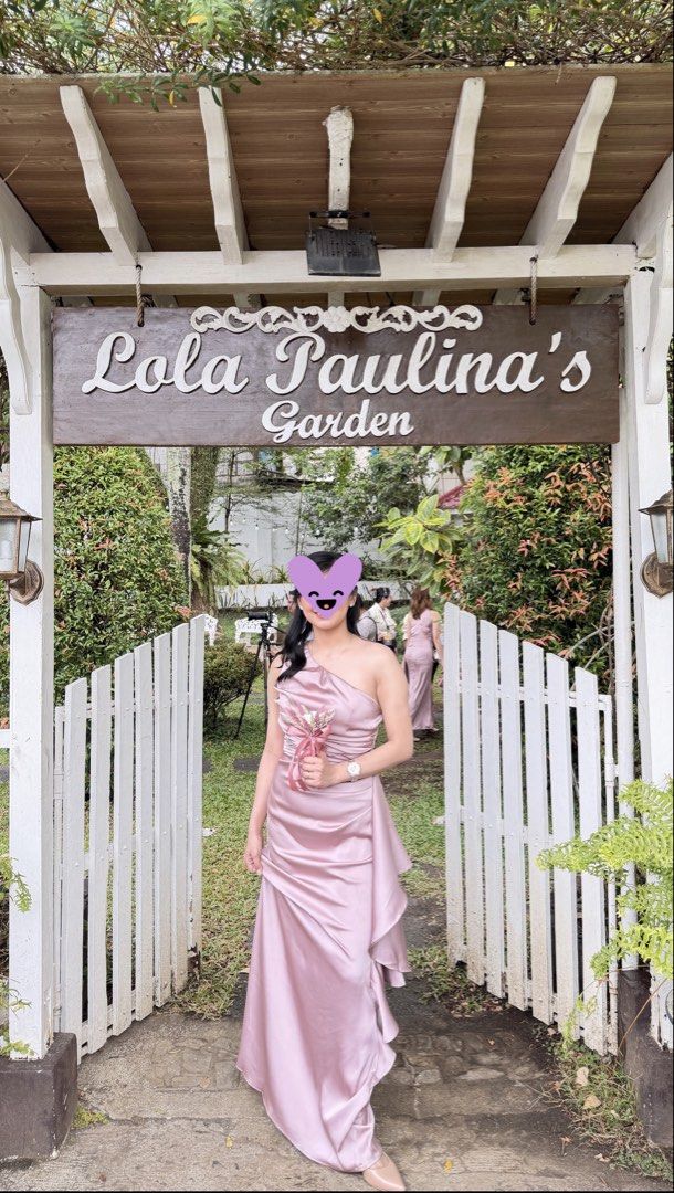 Shein old rose dress (Category: Dresses) located in Quezon City. Submitted by rsllpntlls (Listing ID 1429195114, Image 2). Description: Bust :32-36 inch Waist :27-30 inch Length:57inch Good as New! Once lang nagamit. ☺️.