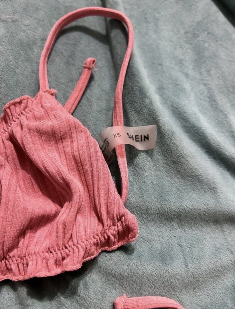 Shein Ribbed Bikini Set - XS Small Ruched (Category: Bikinis & Swimsuits) located in Cainta. Submitted by el.declutterz (Listing ID 1429281512, Image 2). Description: with padslot •Shipping via Shpee checkout (sf only)/Lalamove, etc. •Meetups for nearby area only (w/ charge) •Manage your expectations 📍Cainta, Rizal/Pasig City.