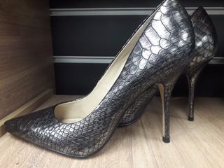 （分類：）位於 。 由 superhighheel 提交（商品編號 1429294684，圖片 1）。簡介： 。