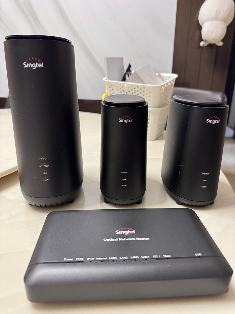 Singtel Optical Network Router Set468700162236753920