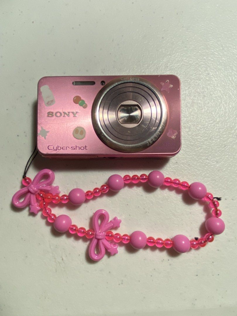 Sony Cybershot w570 (Category: Cameras) located in Mandaluyong City. Submitted by _sjnlmc (Listing ID 1429274152, Image 1). Description: Sony Cybershot DSC - W570 in Pink 🏷️ 6,500 (negotiable) - NO ISSUE!!! - 16. 1 megapixels - 5x Optical Zoom - Aperture: f/2.6 (W) - f/6.3 (T). - Image Stabilization: Optical SteadyShot. - Display: 2.7-inch Clear Photo LCD (approx. 230,400 dots). - Video Recording: 720p HD (1280 x 720, 30fps) MP4. - ISO Sensitivi