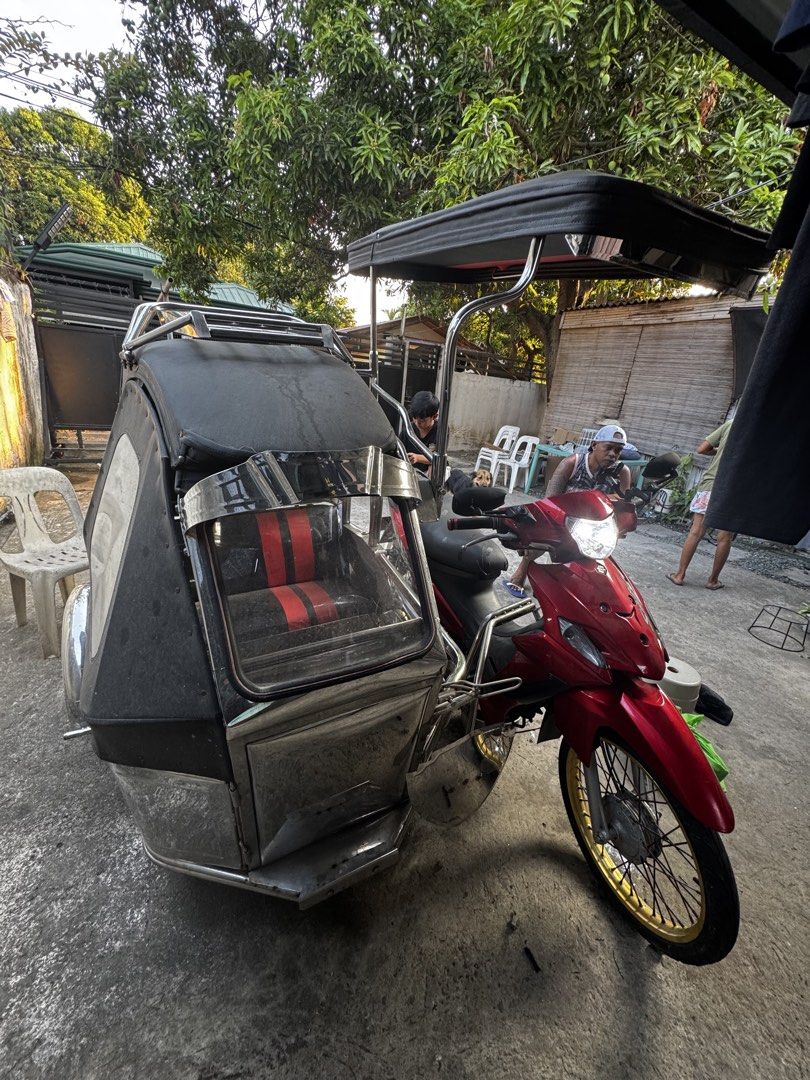 Suzuki Smash 115 with stainless sidecar (Category: Motorbikes for Sale) located in Santa Rosa. Submitted by taireo (Listing ID 1429258899, Image 2). Description: For sale - suzuki smash 2019-2020 115cc all stock makina, bagong change oil, linis carb, bago battery, full wave rectifier, mini driving light, gana push at kick start. Gana lahat ng ilaw. No issue sa performance literal gagamitin nalang. Low odo 25k palang. Orig papel, may LTO plate, re