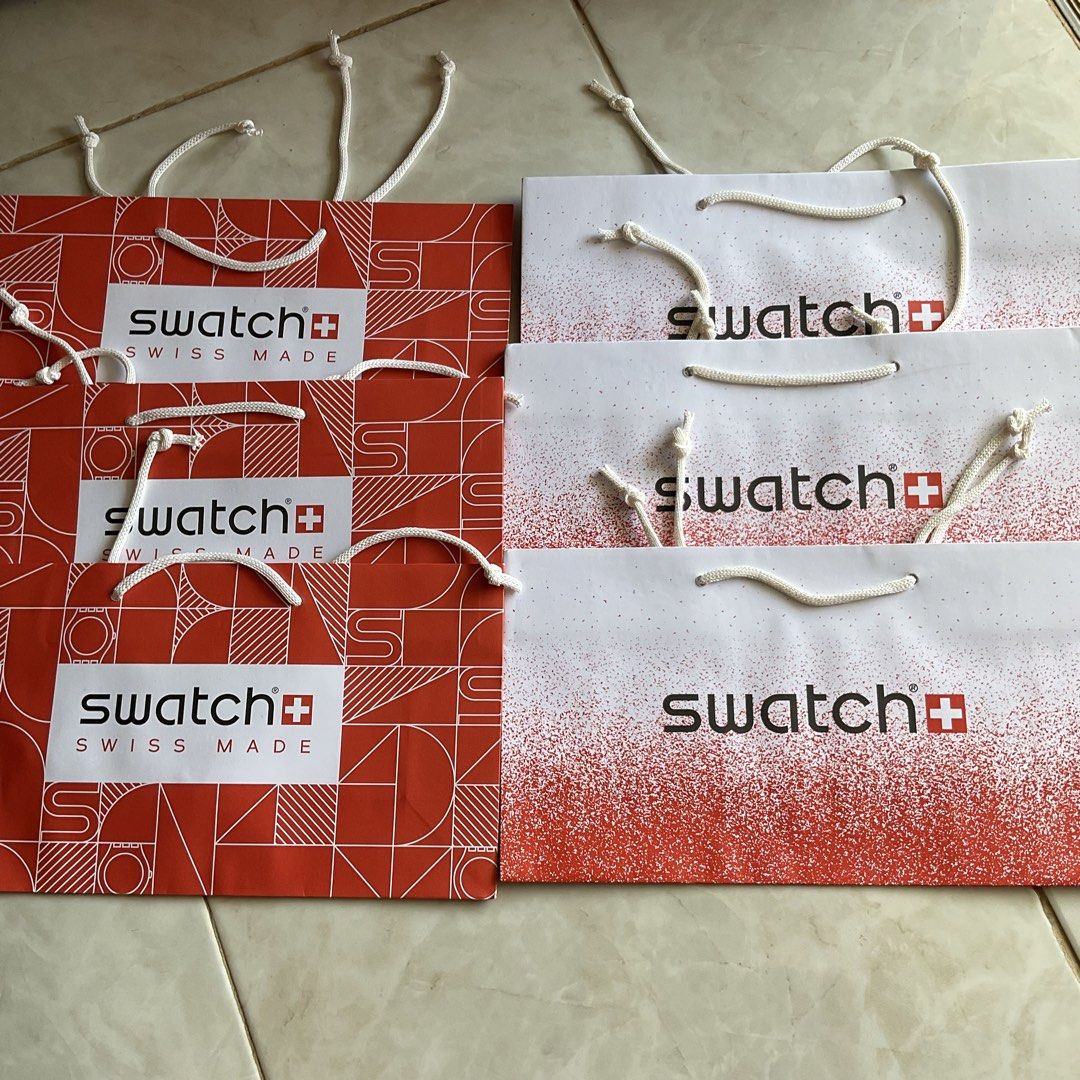Swatch Paper Bag 2 designs 6 pieces (Category: Looking For) located in Calumpit. Submitted by theannes (Listing ID 1429188224, Image 1). Description: Swatch Paper Bag 2 designs 6 pieces Check photos for measurements Mode of Payment: Gcash and bank transfer No return and no exchange Questions? Send a message .