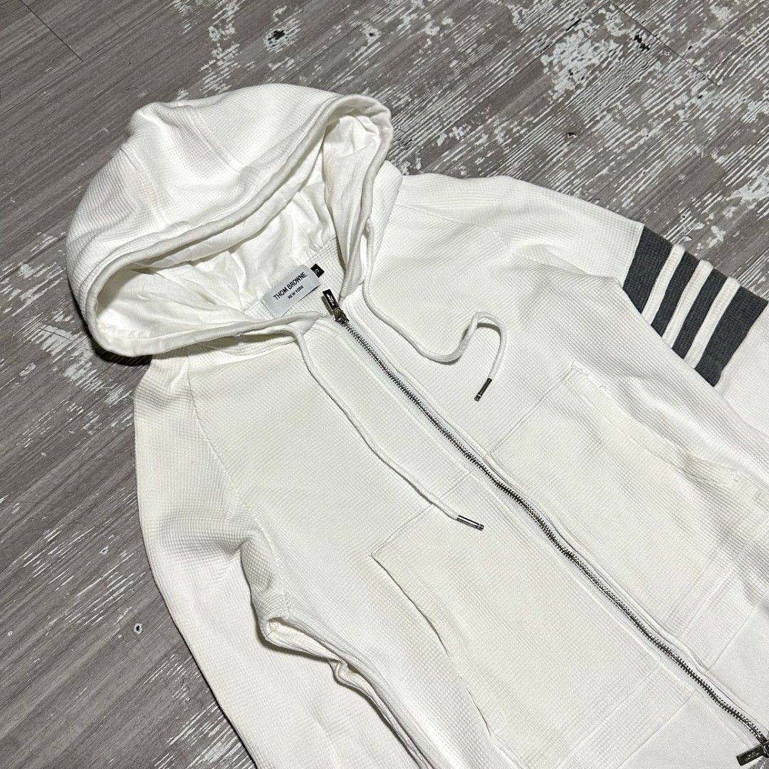 THOM BROWNE thermal zip up jacket (Category: Luxury Apparel) located in Zamboanga. Submitted by _oliverbmth (Listing ID 1429301781, Image 2). Description: want to sell ‼️‼️‼️ thom Browne thermal zip up jacket excellent condition no issue size small dimes 17x23 1800+sf pm📩.
