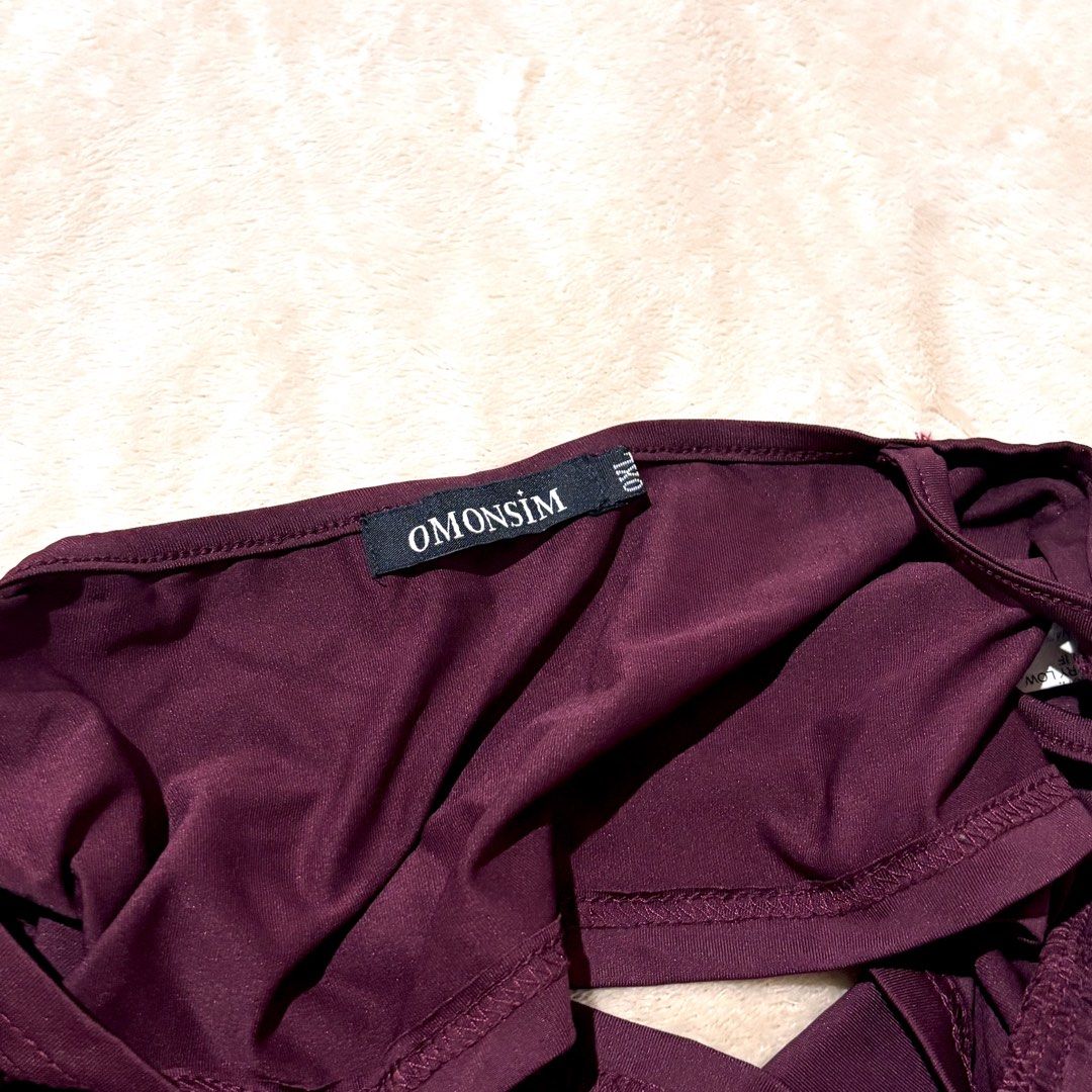 Burgundy Lace Camisole top (Category: Sleeveless) located in Manila. Submitted by giiloved (Listing ID 1429289976, Image 2). Description: OMONSIM Burgundy Top Size: 0XL on tag Worn (?): never worn Loc: Isabela Mod: Jnt Mop: Gcash / Maya / Seabank .