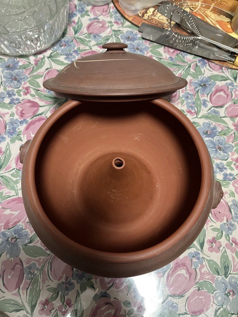 Vintage Brown Ceramic Cooking Pot with Lid497382486662850561