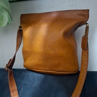 (Category: ) located in . Submitted by jjprelovedcollections2 (Listing ID 1429315014, Image 1). Description: .