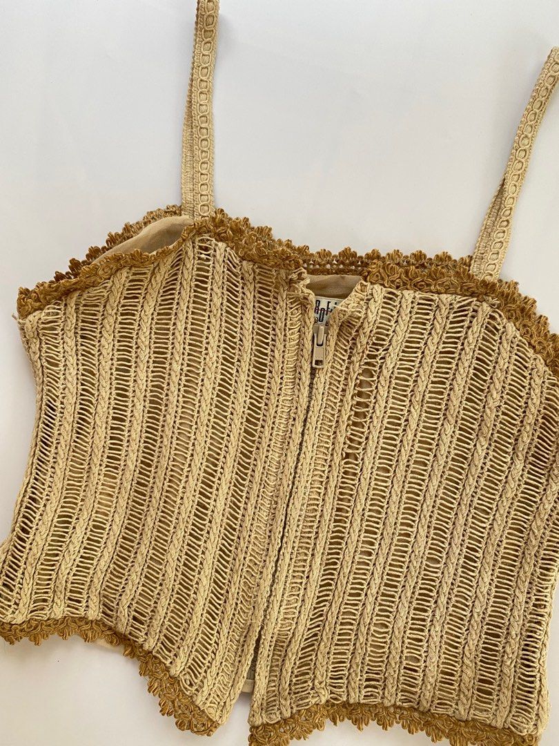 Vintage Crochet Top with Zipper (Category: Others Tops) located in Tacurong. Submitted by romeurfinds (Listing ID 1429199481, Image 2). Description: Corset type.