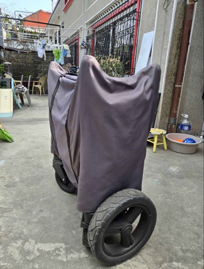Wagon stroller keenz (Category: Strollers) located in Calamba. Submitted by kimchita (Listing ID 1429240897, Image 3). Description: Keenz 7s+ 4 seater wagon Negotiable Complete with canopy Slightly used RFS: Decluttering Brand New Price: P46,999 Bought: April 2024 Loc: Calamba Laguna Meet up or pick up.