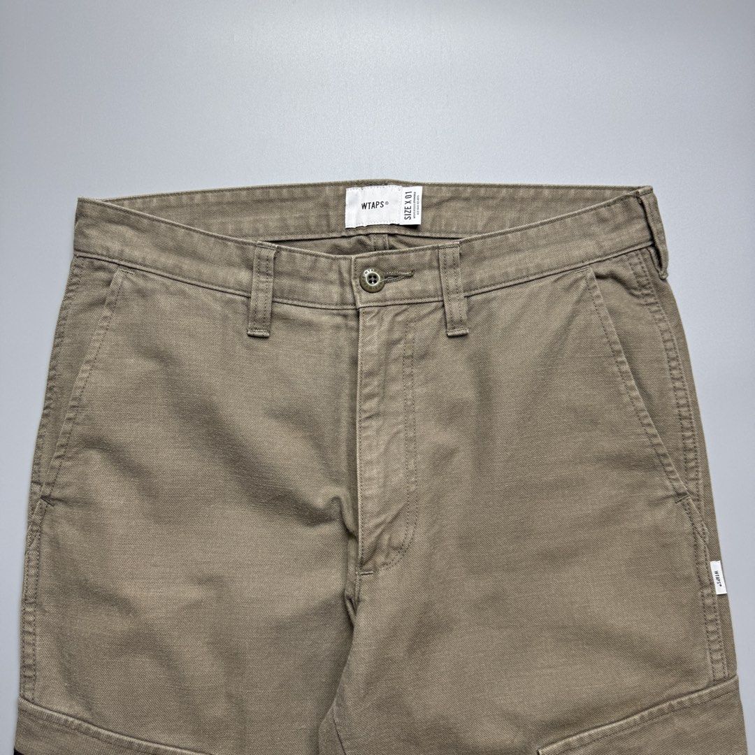 WTAPS - Brown Cargo Jungle Skinny Pants (Category: Chinos) located in Quezon City. Submitted by japon_rose (Listing ID 1429225968, Image 3). Description: FOR SALE: GUARANTEED AUTHENTIC ❗️ WTAPS - Brown Cargo Jungle Skinny Pants Size: 1 on Tag (Mens) Length: 39.5 Waist: 30 Inseam: 29 Knee: 8.5 Leg Opening: 7.5 Front Rise: 10.5 Back Rise: 14 (MEASURED IT BY INCHES) 9.5/10 Overall condition In Excellent condition No issues or flaws •₱ 1,000.00 REPRI