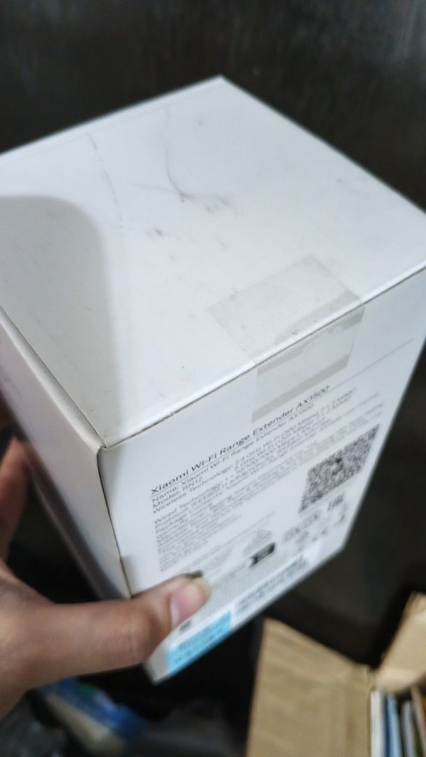Xiaomi Wi-Fi Range Extender AX7500 (Category: Networking) located in Santa Rosa. Submitted by elle7777 (Listing ID 1429335295, Image 3). Description: original price: 1899 (Xiaomi store) Extend your Wi-Fi coverage with the Xiaomi Wi-Fi Range Extender AX7500. This device supports 2.4GHz and 5GHz bands. It features mesh networking and is designed to work with any Wi-Fi router. The box includes the extender itself. Perfect for eliminating dead zones 