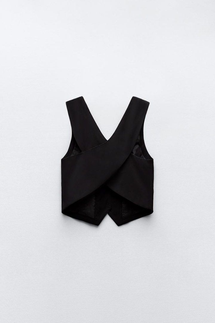 Zara Cross Back Vest (Category: Blouses) located in Taguig. Submitted by jas_7 (Listing ID 1429227784, Image 2). Description: Zara Cross Back Vest Size XS No issues.