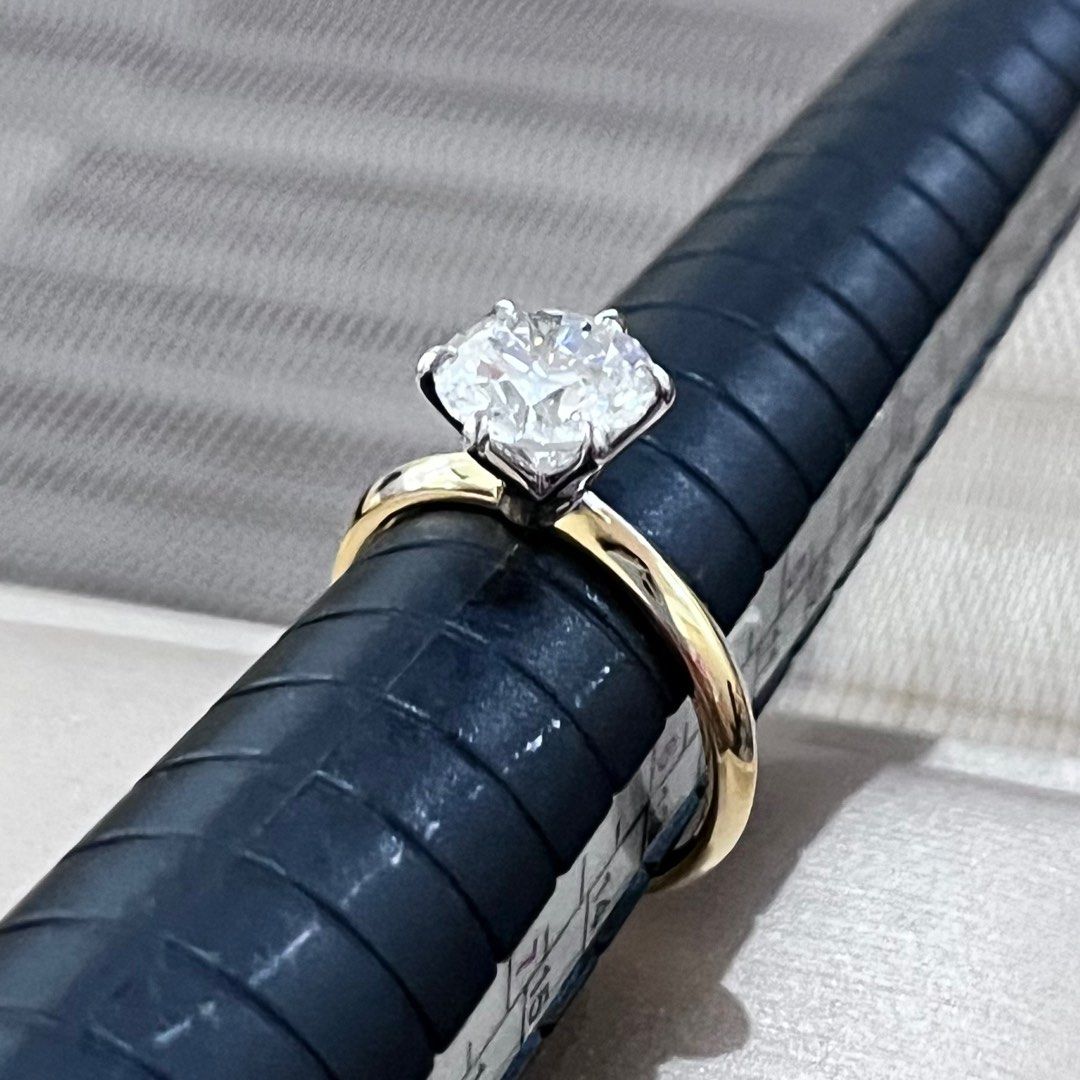 2ct lab grown diamond engagement ring Tiffany&Co solitaire setting (Category: Rings) located in Del Monte. Submitted by bellamente (Listing ID 1429358110, Image 2). Description: 2ct lab grown diamond solitaire Tiffany & Co solitaire setting 18k white gold prongs 18k yellow gold band Size 6 IGI Certificate 98,500.00 only .