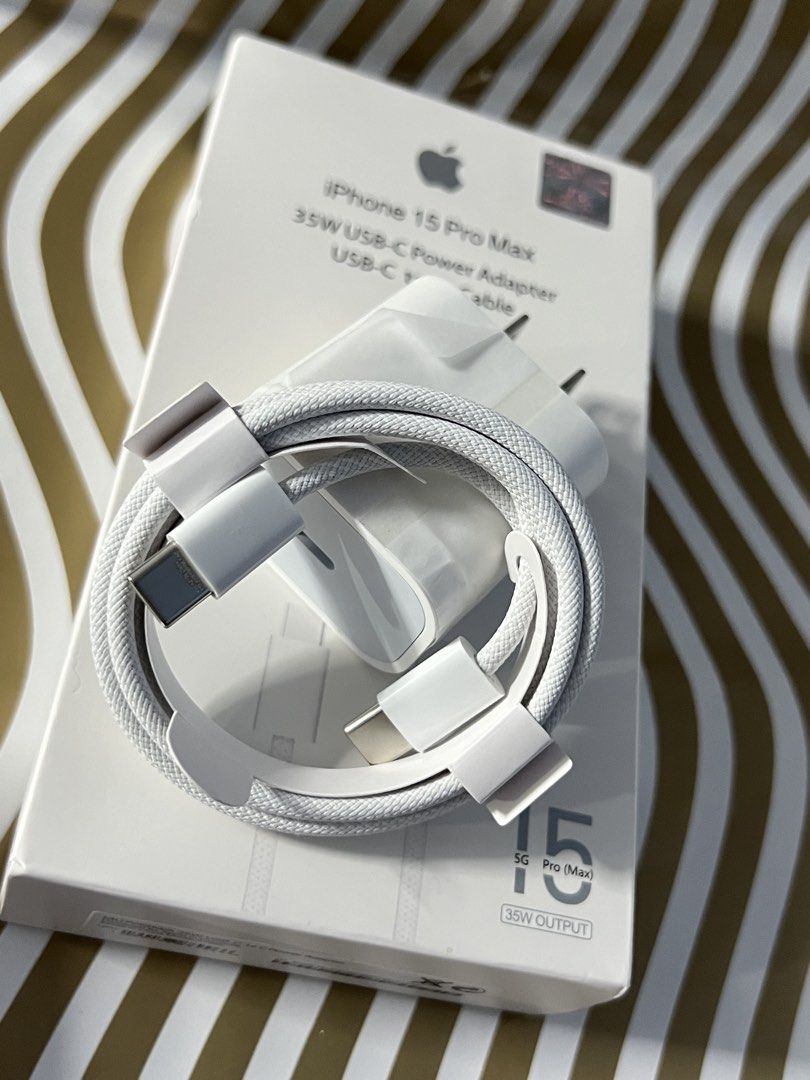 35W iPhone 15 promax Type C (Category: Chargers) located in Manila. Submitted by as_onlineshop11 (Listing ID 1429449735, Image 2). Description: .