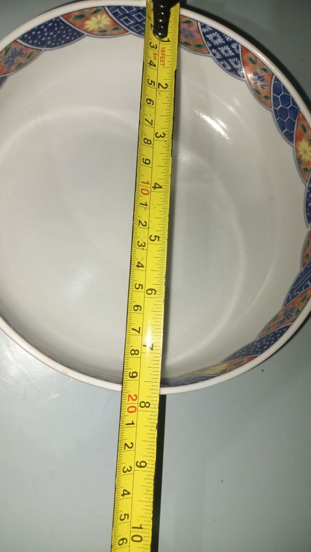 7.75 inches Imari Bowl (Category: Dinnerware & Cutlery) located in Munoz. Submitted by larryc1212 (Listing ID 1429476840, Image 3). Description: 7.75 inches Imari Bowl Size is approximately 2.75 inches height and 7.75 inches diameter Item include some scratches due to age, as is were is basis Item can be pick up in our Japan surplus shop located in Munoz Nueva Ecija Shipping available at buyer expense Bank Transfer payment. Payment first policy..