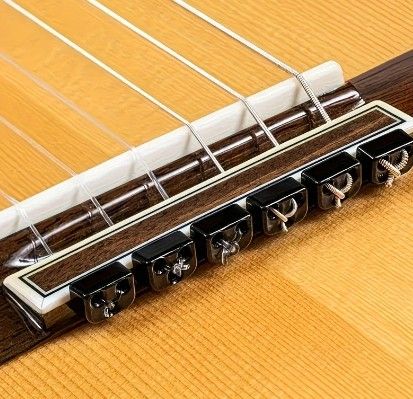 A Set of Replacement Nylon Strings for Classical Guitars, Featuring Silver Strings, High-Quality Guitar Additions (Category: Musical Instruments) located in Manila. Submitted by yaomei_101 (Listing ID 1429500054, Image 3). Description: Loc: North Caloocan .