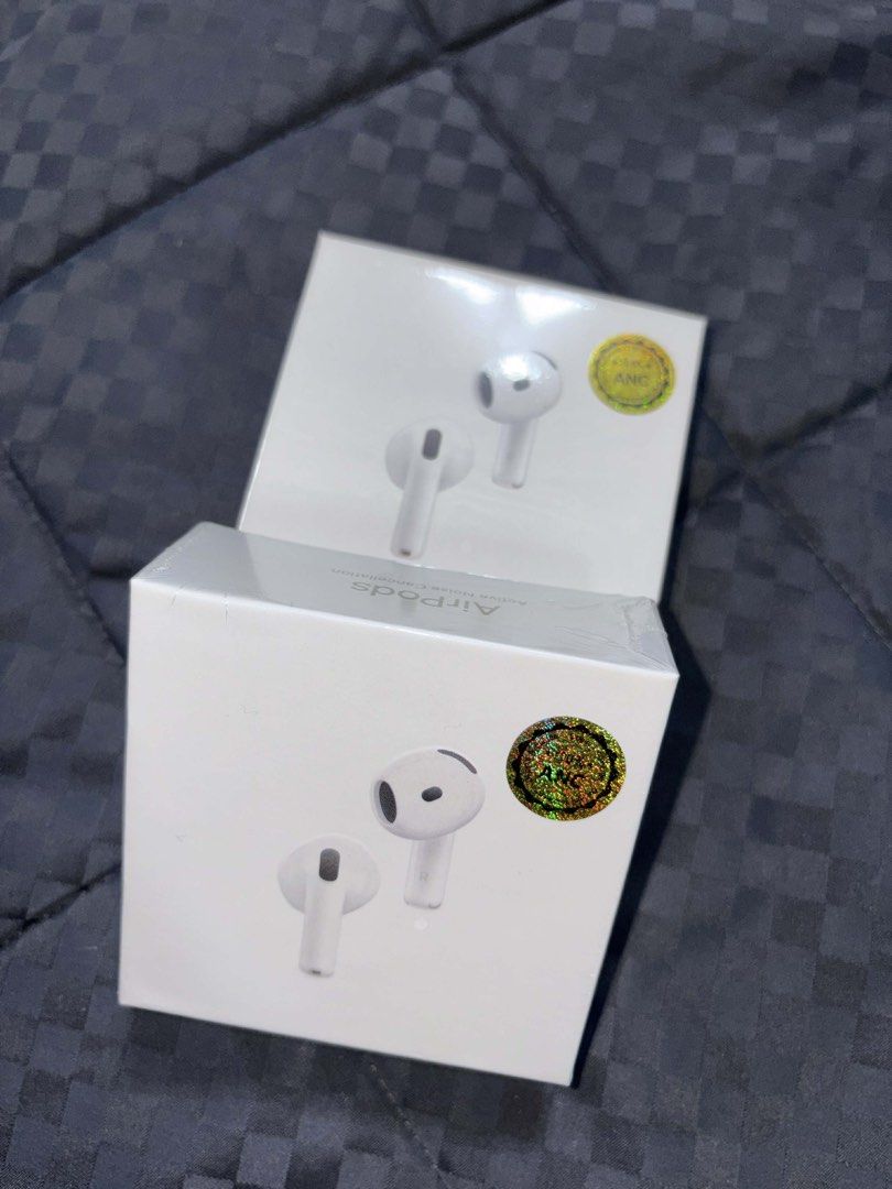 Airpods Gen 4 (Category: Earphones) located in Manila. Submitted by niccababeee (Listing ID 1429352379, Image 2). Description: brandnew sealed premium copy.