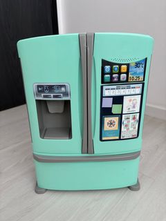 (Category: ) located in . Submitted by warinmywardrobe (Listing ID 1429403757, Image 1). Description: .