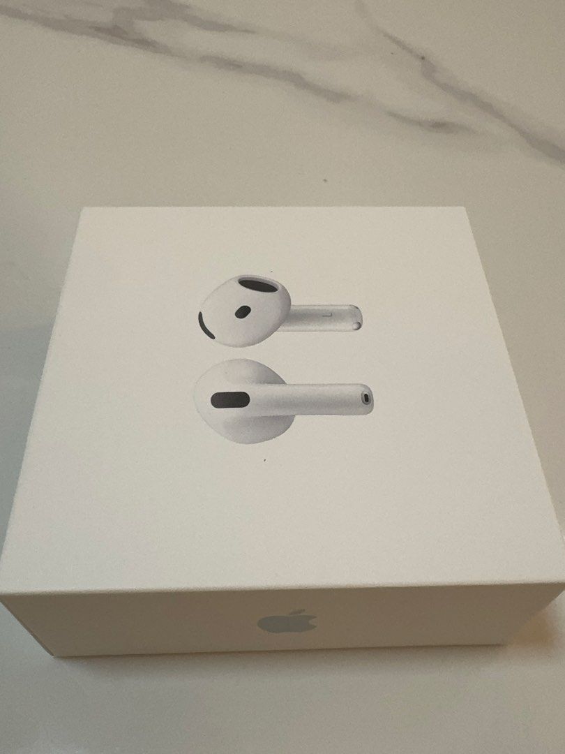 Apple AirPods 4