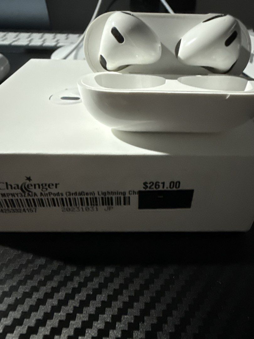 Apple airpods Gen 3