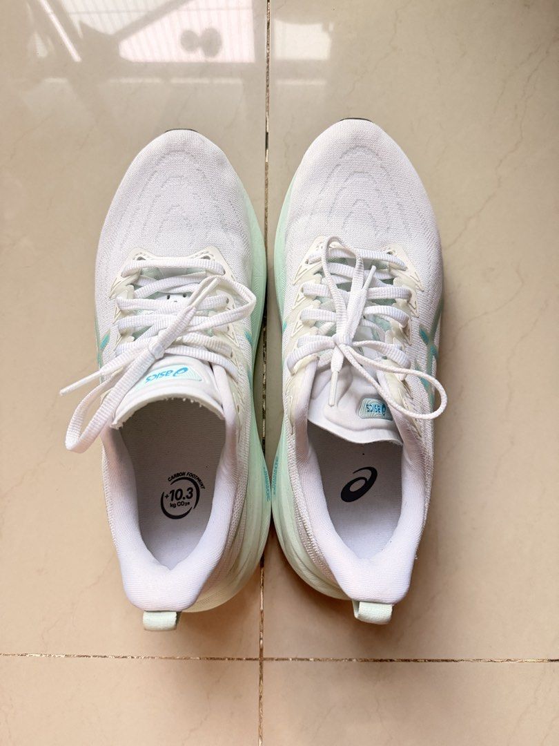 ASICS GT-2000 Running Shoes (US 9) (Category: Sneakers) located in Singapore. Submitted by karanggunilot (Listing ID 1429437883, Image 2). Description: Worn lightly, shoes doesn’t fit right with my feet Size: US 9 | 25.75cm.