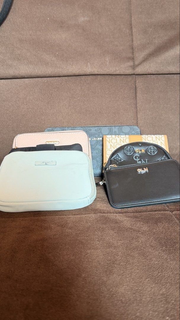 Assorted Wallets (Category: Wallets & Card holders) located in Manila. Submitted by hmbarsaga (Listing ID 1429353955, Image 1). Description: Assorted wallet take all Cln david jones bash westbronco.