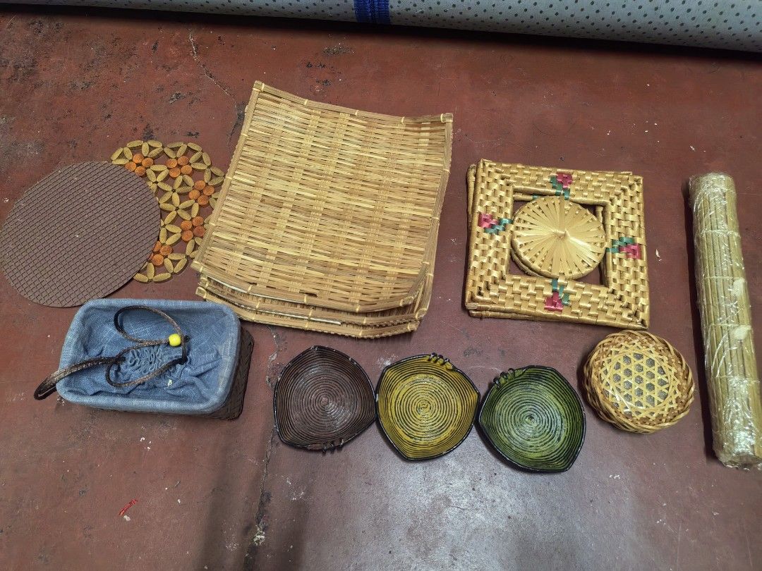 Assorted Woven Baskets and Mats take all (Category: Storage Boxes & Baskets) located in Paranaque City. Submitted by furugiyafinds (Listing ID 1429391593, Image 3). Description: Collection of various woven baskets and mats in different shapes and sizes. Includes round, oval, and rectangular baskets, along with bamboo mats. Some items feature intricate weaving patterns and decorative elements. Perfect for storage, display, or adding a natural touc