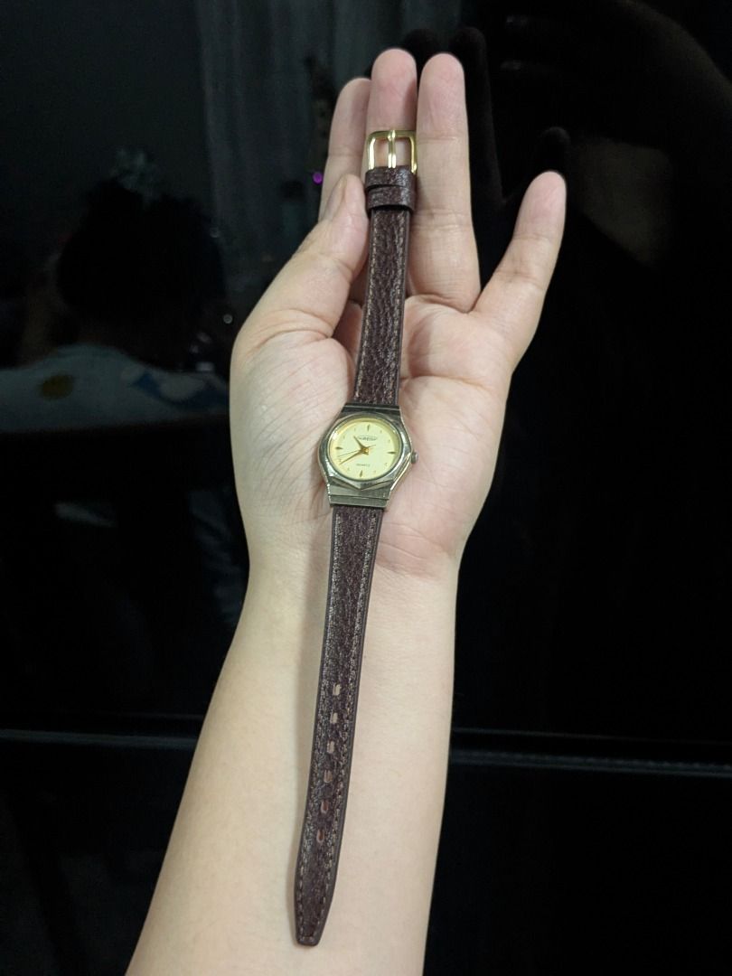 Aureole Classic Vintage Watch (Category: Women's Watches) located in Quezon City. Submitted by nnncorner (Listing ID 1429484778, Image 3). Description: Original Aureole 940714 Classic Vintage Watch 8.8/10 condition Fits 15-18cm wrist only Still presentable 100% original It comes with a replacement box only 2,000.