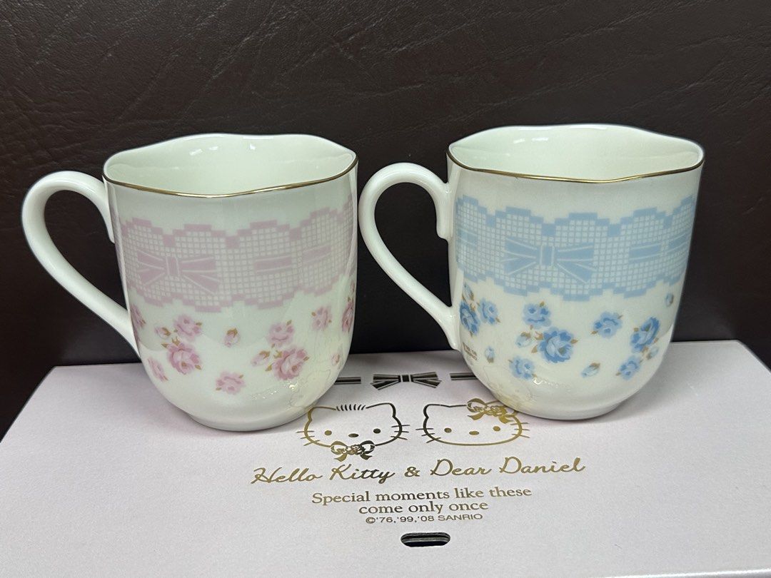 Authentic Sanrio Hello Kitty & Dear Daniel Mug Set (Category: Coffee & Tea Tableware) located in Manila. Submitted by mybeadshop (Listing ID 1429391143, Image 3). Description: .