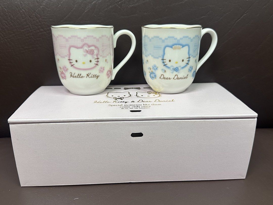 Authentic Sanrio Hello Kitty & Dear Daniel Mug Set (Category: Coffee & Tea Tableware) located in Manila. Submitted by mybeadshop (Listing ID 1429391143, Image 2). Description: .