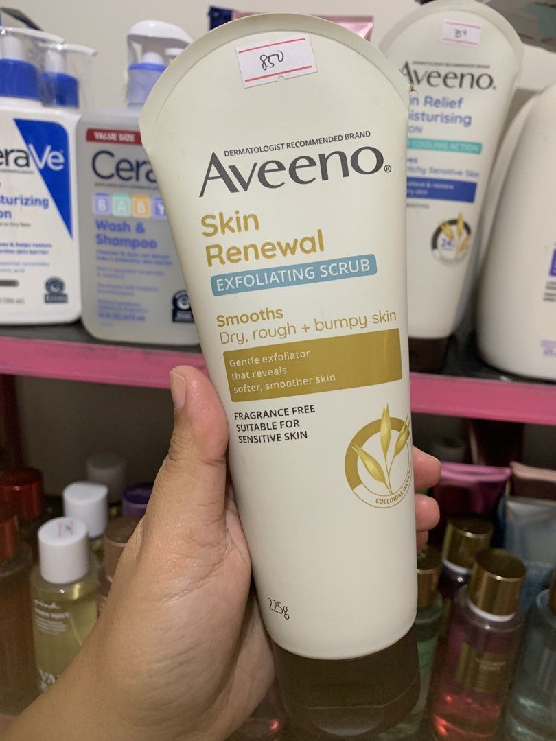 Aveeno Skin Renewal Exfoliating Scrub (Category: Face Care) located in Santiago. Submitted by melanyas.fab.finds (Listing ID 1429501770, Image 1). Description: .