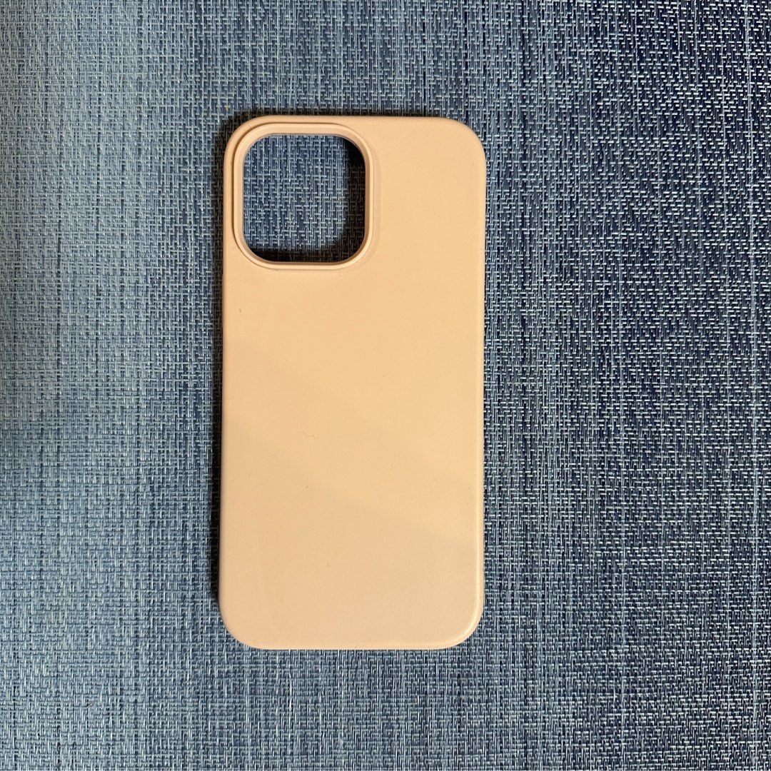Baby pink iphone 14 pro max case (Category: Cases & Sleeves) located in Las Pinas. Submitted by elizadcny (Listing ID 1429489375, Image 1). Description: Baby pink / light pink iphone 14 pro max case - Lady owned - No flaws or stains - Not magsafe - Location: Las Pinas - RFS: bought another one in the same color.